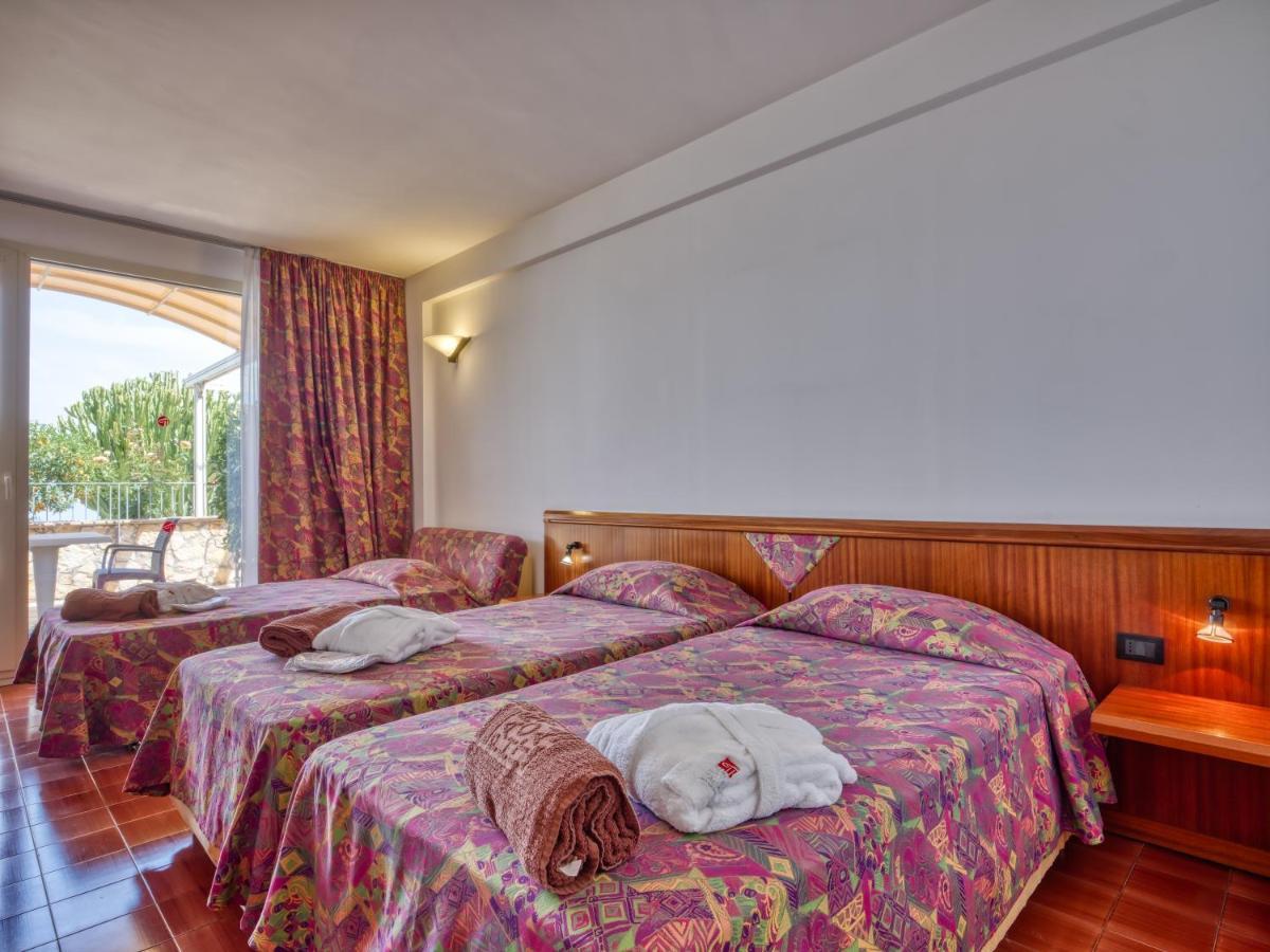 Hotel Antares Letojanni Luaran gambar