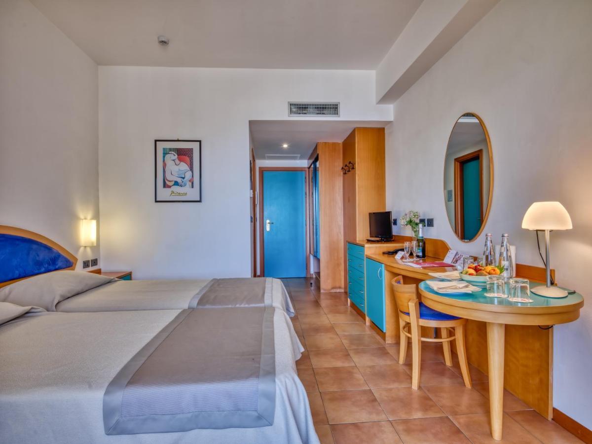 Hotel Antares Letojanni Luaran gambar
