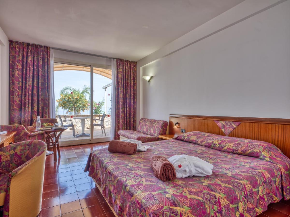Hotel Antares Letojanni Luaran gambar