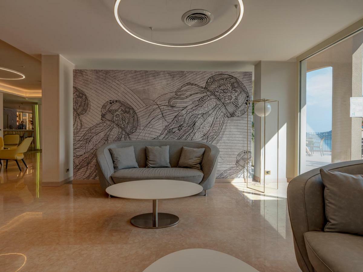 Hotel Antares Letojanni Luaran gambar
